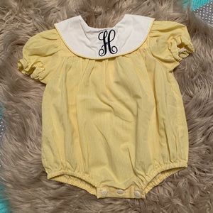 Mom & me • H initial monogrammed bubble romper 6m